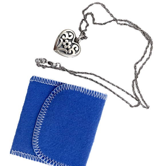 James Avery retired Floral Heart Pendant 18" Chain 925S - Picture 4 of 6